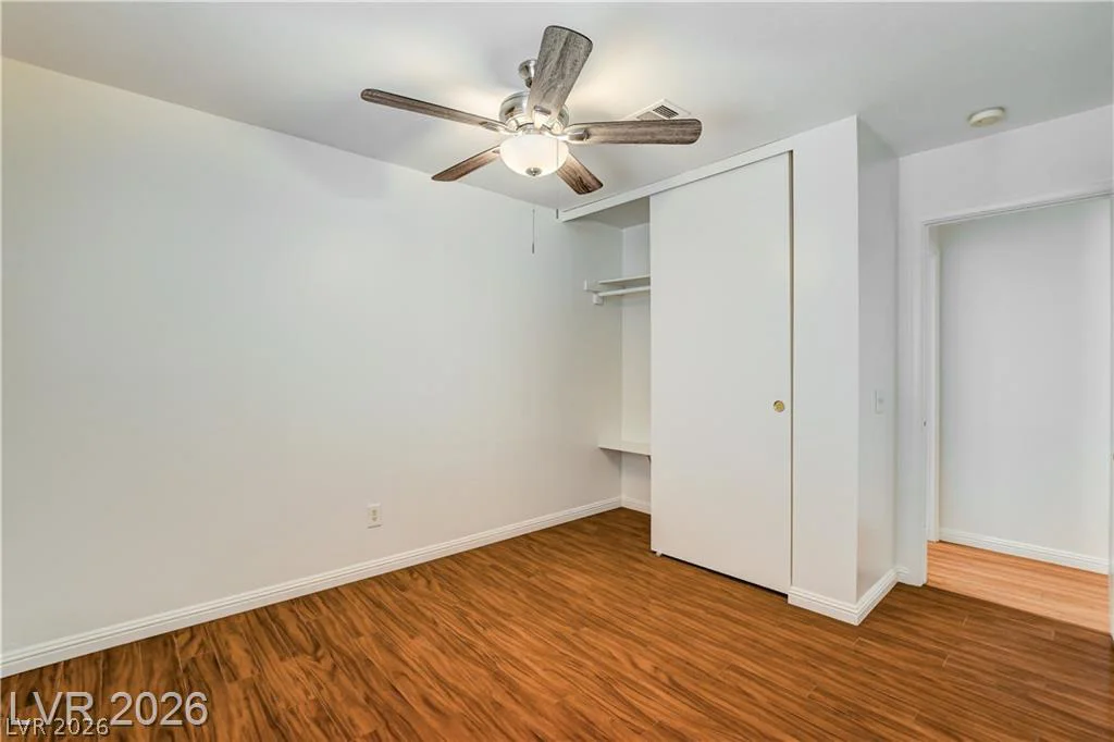 320 Searchlight, Las Vegas, NV 89110