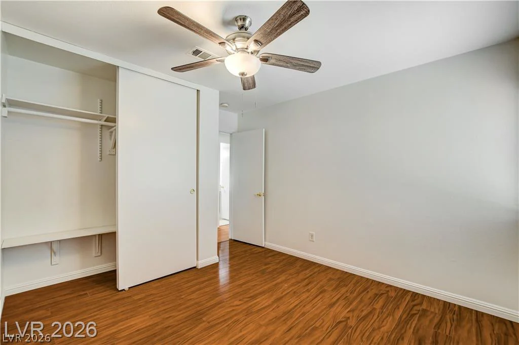 320 Searchlight, Las Vegas, NV 89110