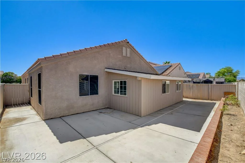 320 Searchlight, Las Vegas, NV 89110