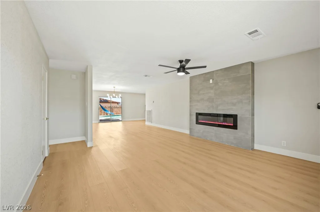7700 Peacock, Las Vegas, NV 89145