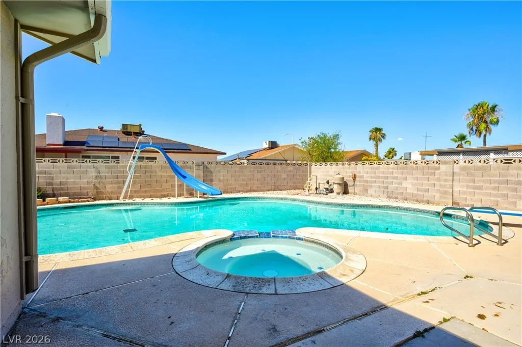7700 Peacock, Las Vegas, NV 89145
