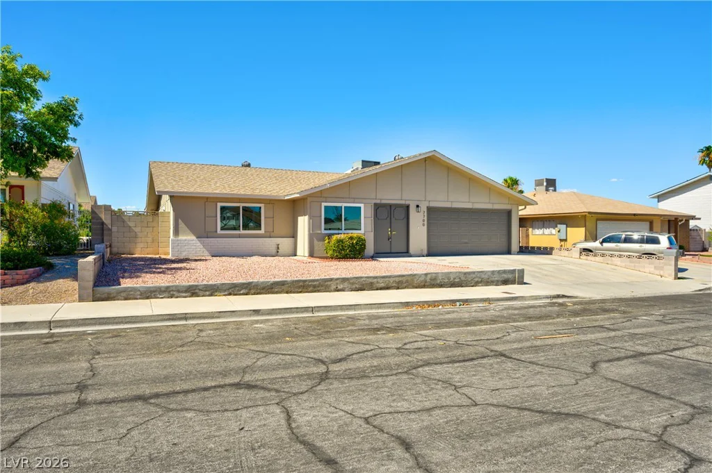 7700 Peacock, Las Vegas, NV 89145