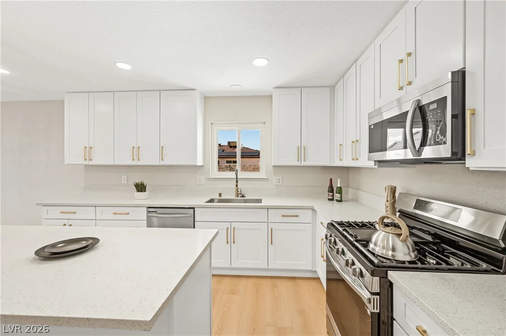 7700 Peacock, Las Vegas, NV 89145