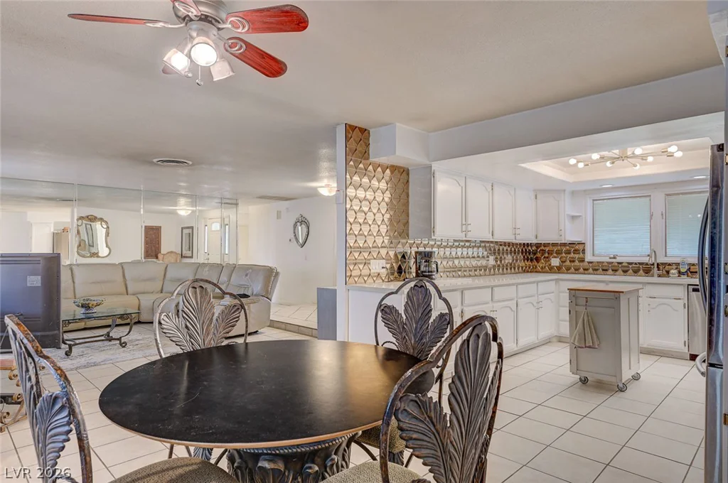 1906 Jasmine, Las Vegas, NV 89123