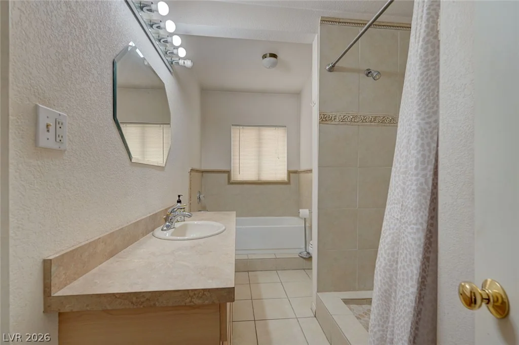 1906 Jasmine, Las Vegas, NV 89123