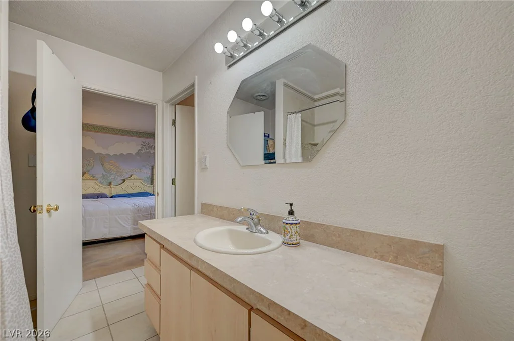 1906 Jasmine, Las Vegas, NV 89123