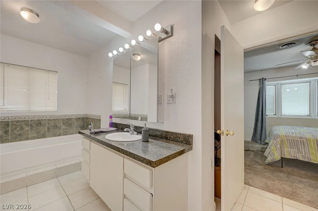 1906 Jasmine, Las Vegas, NV 89123