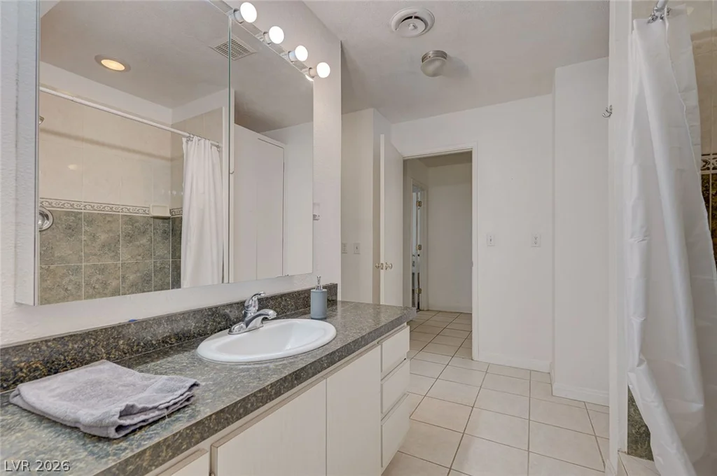 1906 Jasmine, Las Vegas, NV 89123
