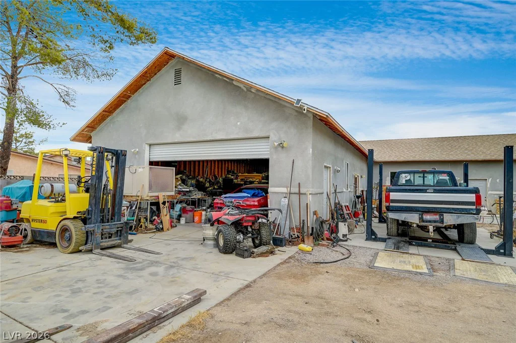 1906 Jasmine, Las Vegas, NV 89123