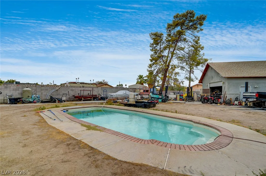 1906 Jasmine, Las Vegas, NV 89123