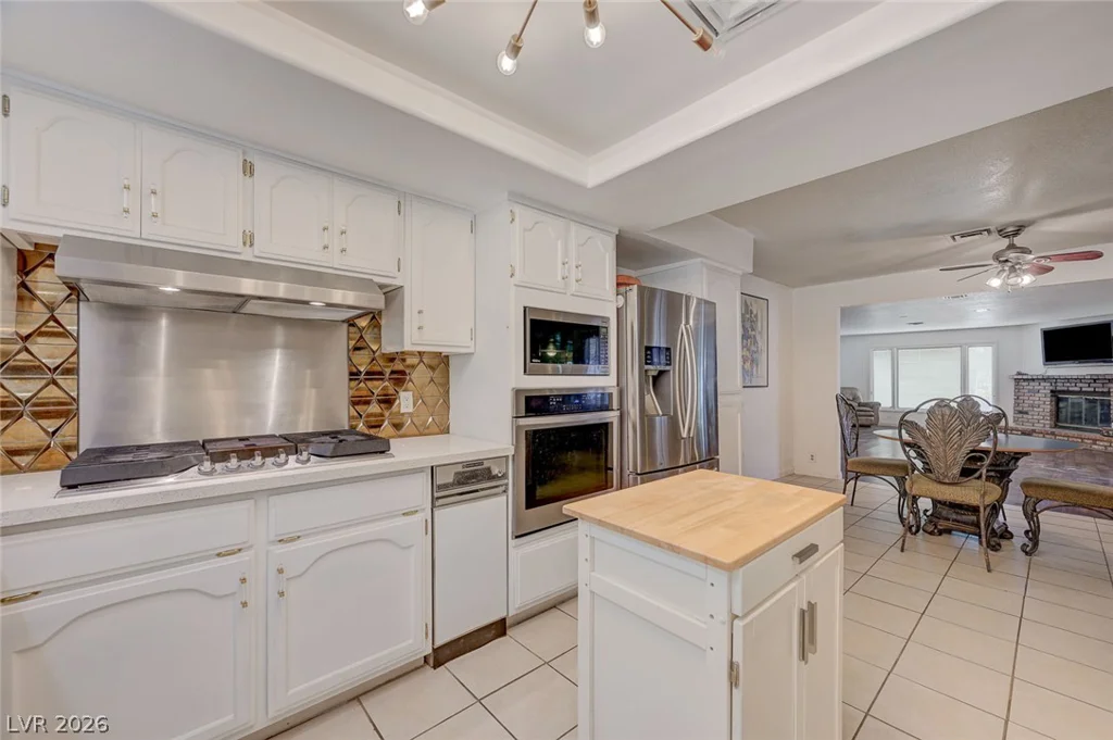 1906 Jasmine, Las Vegas, NV 89123