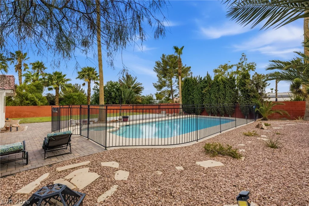 7275 Darby, Las Vegas, NV 89117