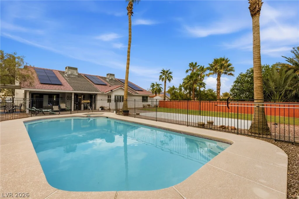 7275 Darby, Las Vegas, NV 89117
