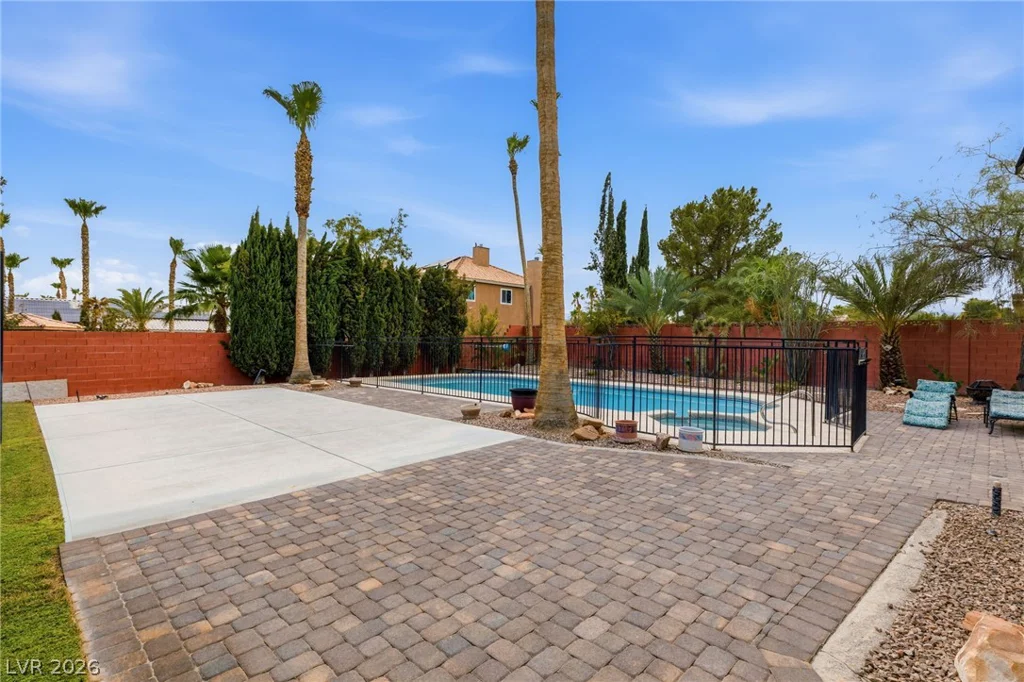 7275 Darby, Las Vegas, NV 89117