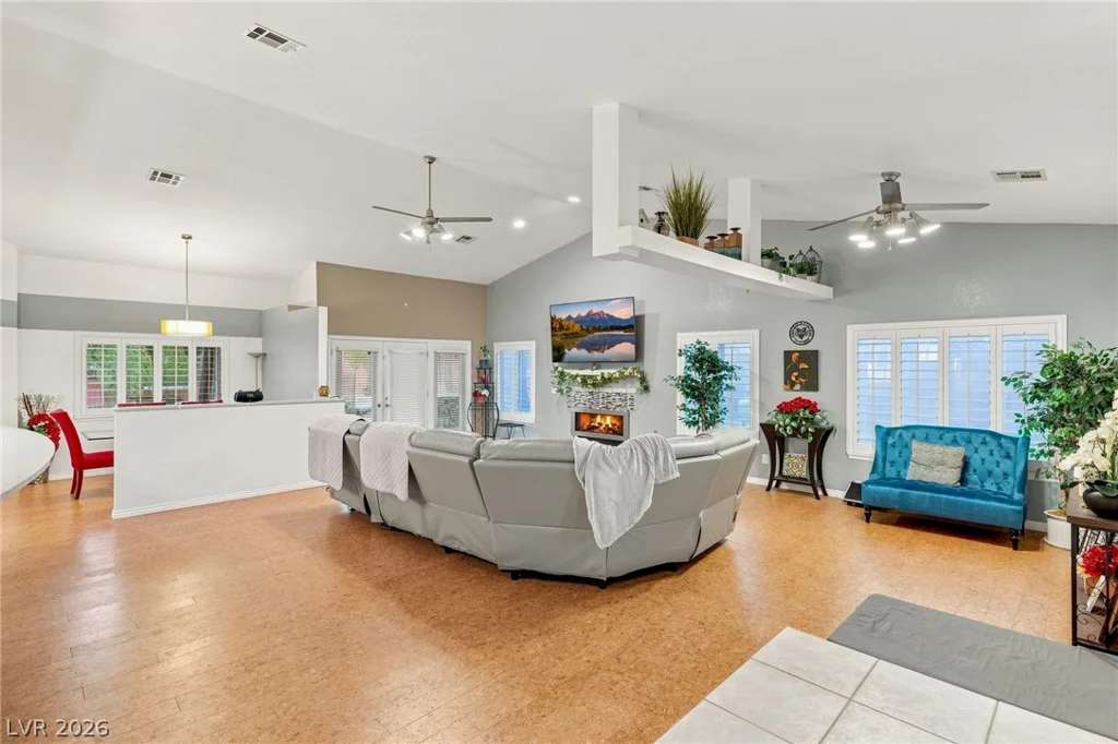 7275 Darby, Las Vegas, NV 89117