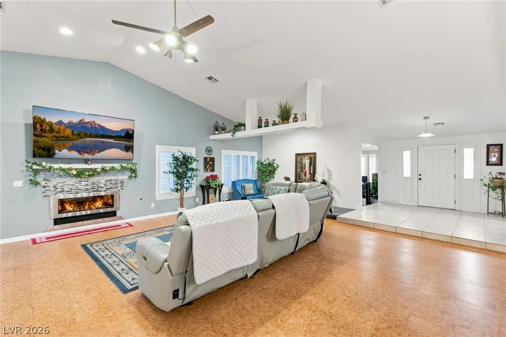 7275 Darby, Las Vegas, NV 89117
