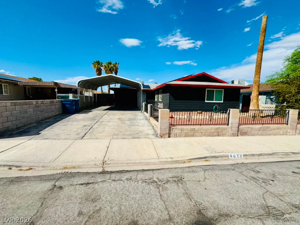 4672 Newton, Las Vegas, NV 89121