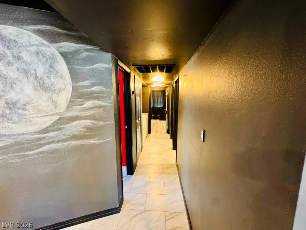 4672 Newton, Las Vegas, NV 89121