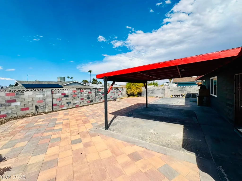 4672 Newton, Las Vegas, NV 89121