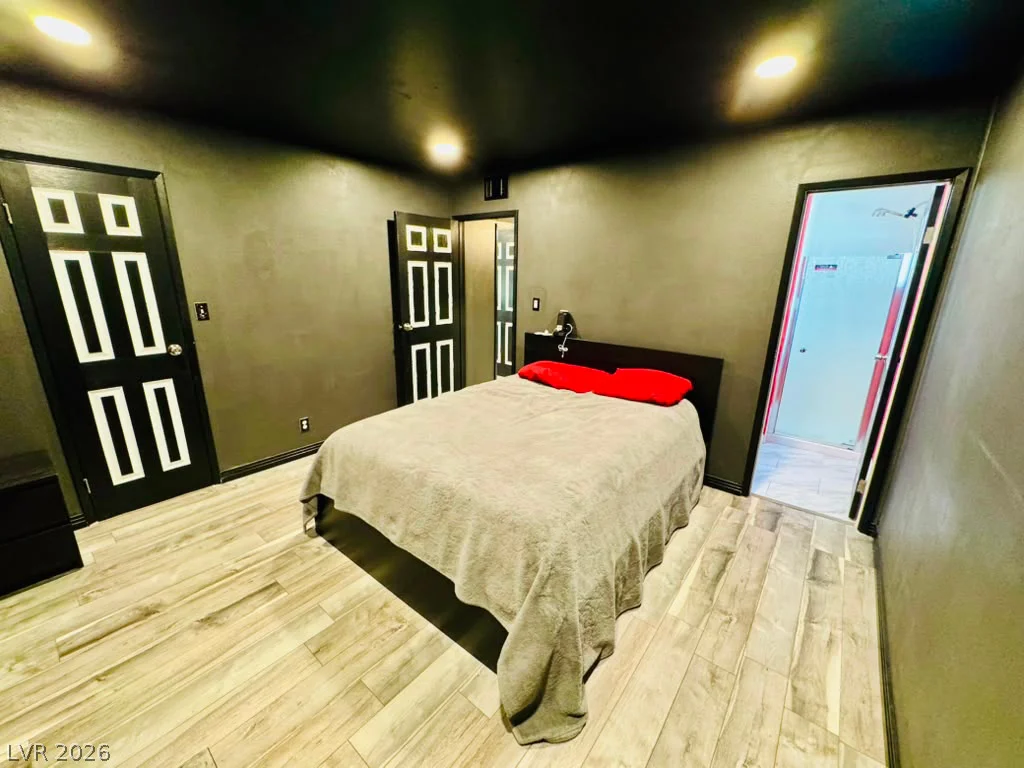 4672 Newton, Las Vegas, NV 89121