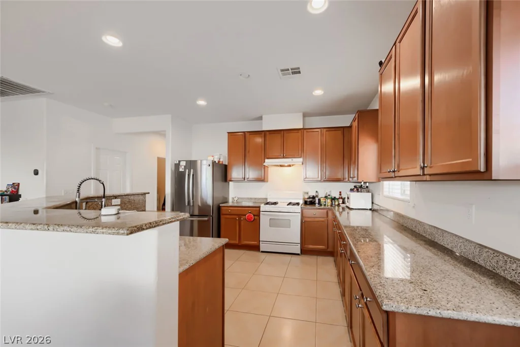5716 Port Douglas, Las Vegas, NV 89113