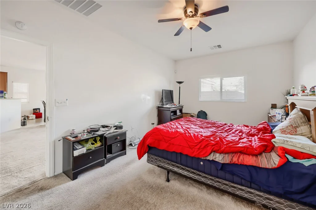 5716 Port Douglas, Las Vegas, NV 89113