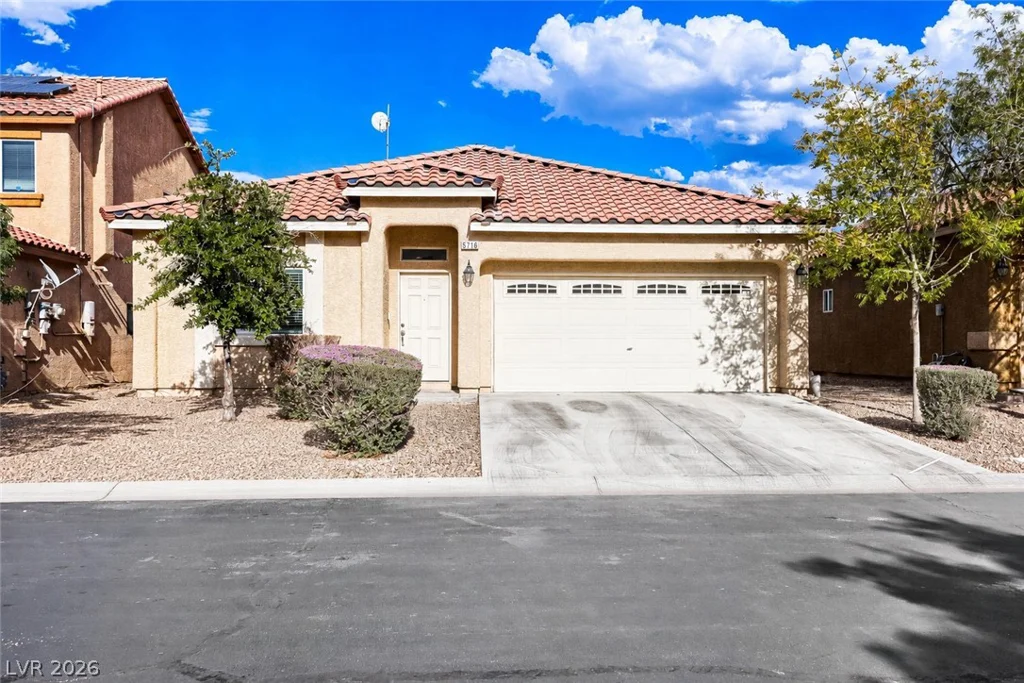 5716 Port Douglas, Las Vegas, NV 89113