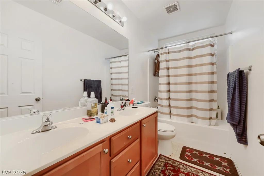 5716 Port Douglas, Las Vegas, NV 89113