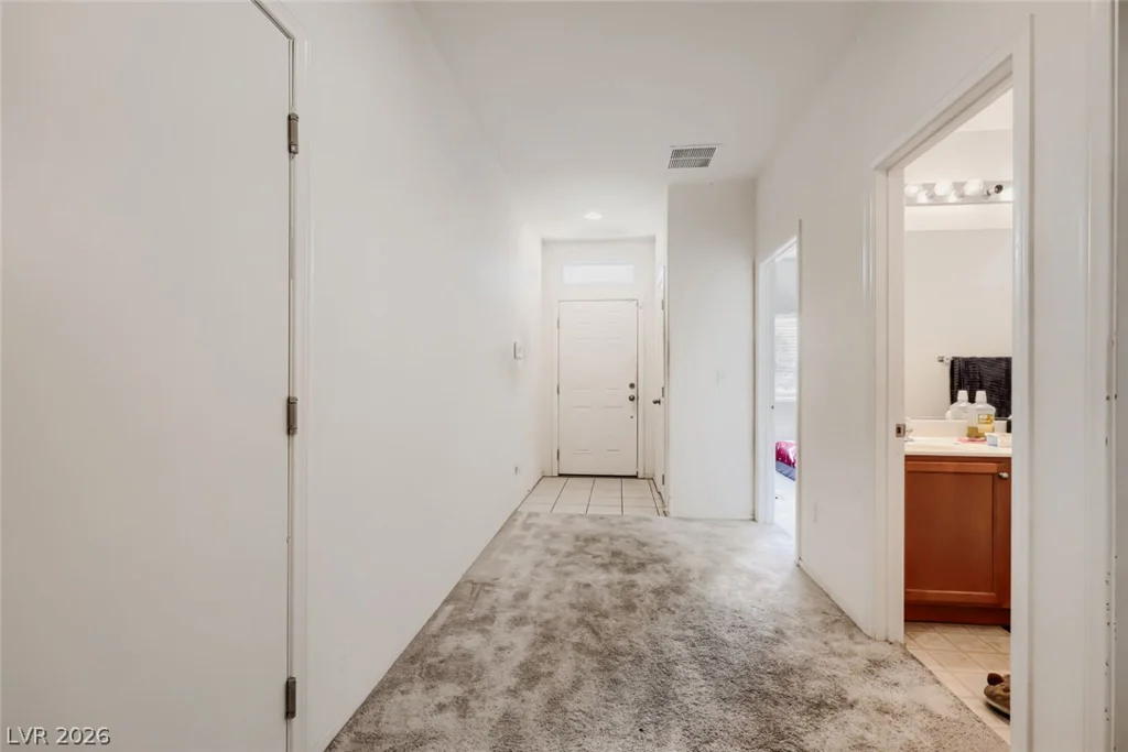 5716 Port Douglas, Las Vegas, NV 89113