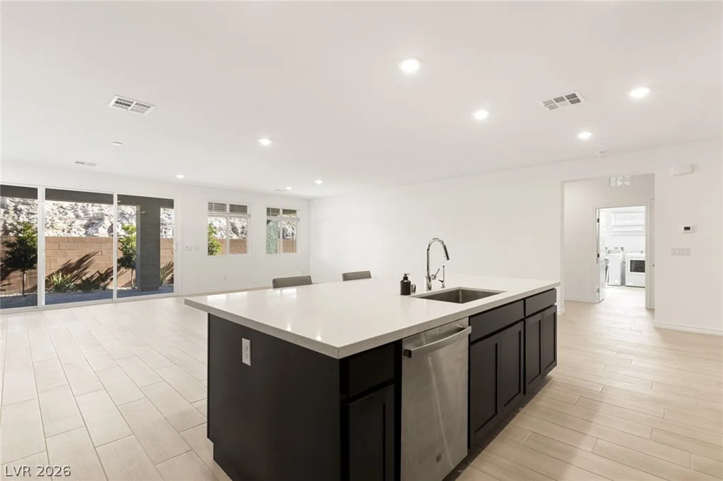 9986 Joshua Foothills, Las Vegas, NV 89178