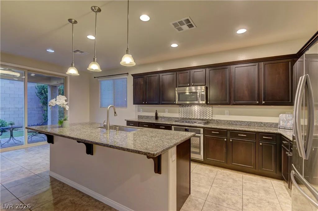 9667 Treeline Run, Las Vegas, NV 89166