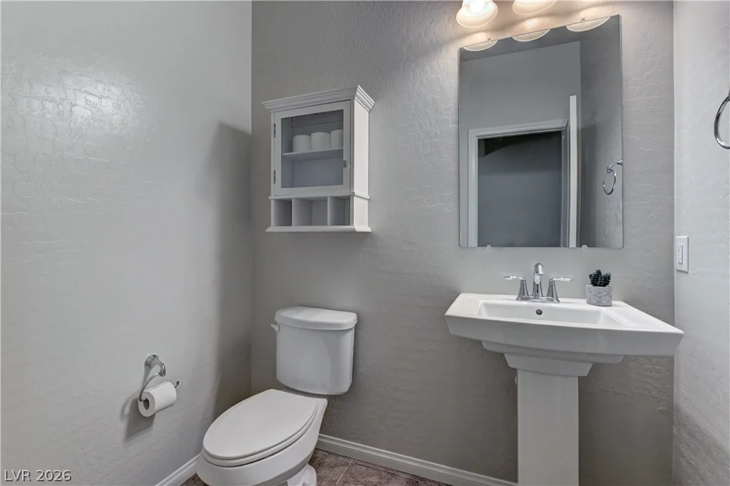 9667 Treeline Run, Las Vegas, NV 89166