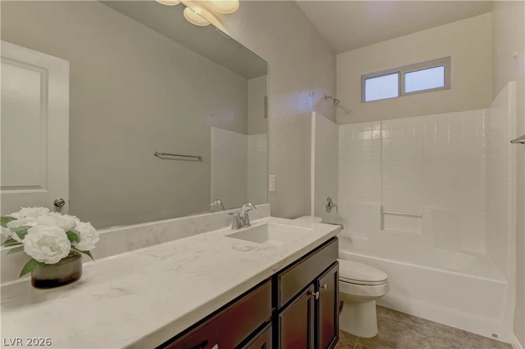 9667 Treeline Run, Las Vegas, NV 89166