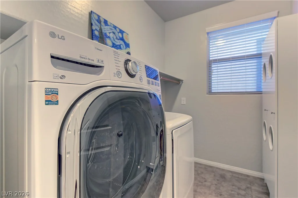 9667 Treeline Run, Las Vegas, NV 89166