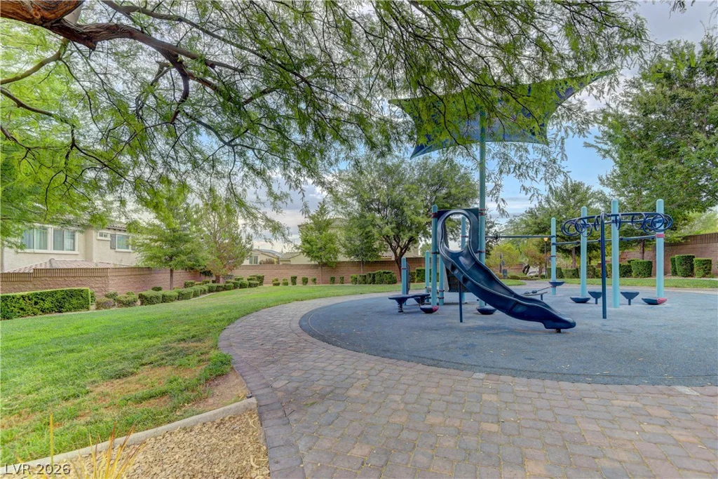 9667 Treeline Run, Las Vegas, NV 89166