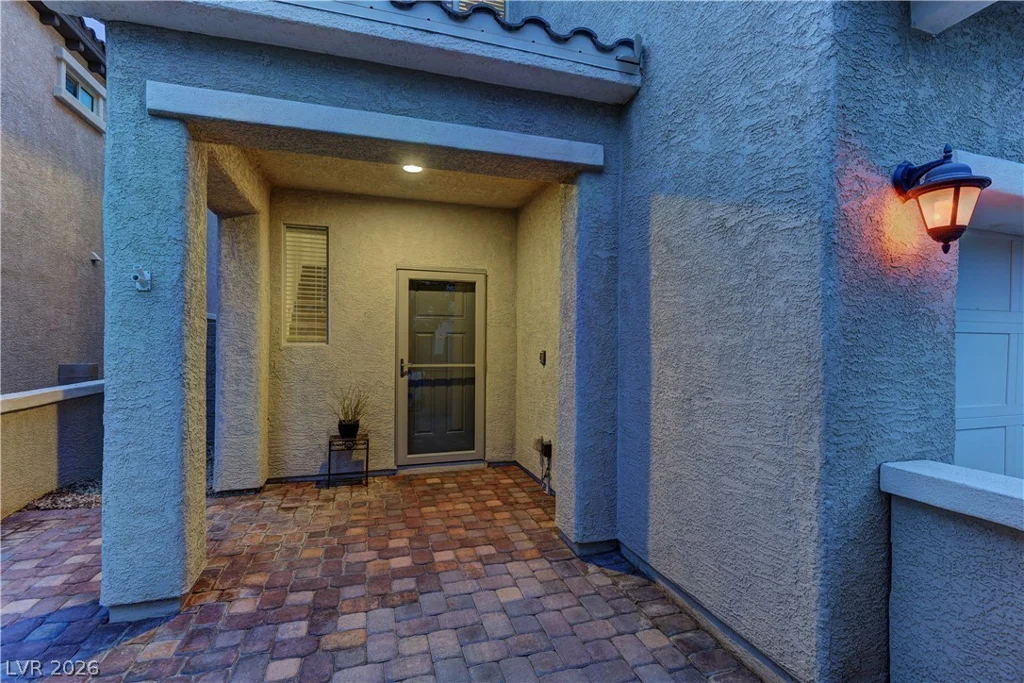 9667 Treeline Run, Las Vegas, NV 89166