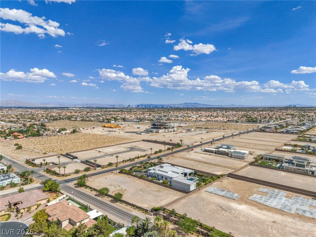 4195 Grand Canyon, Las Vegas, NV 89129