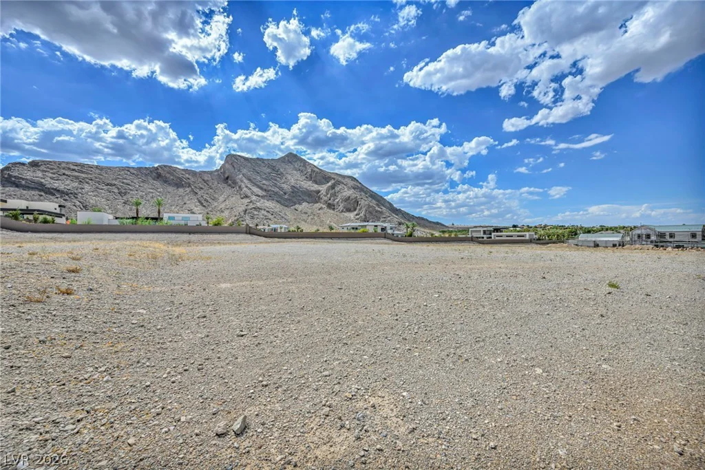 4195 Grand Canyon, Las Vegas, NV 89129