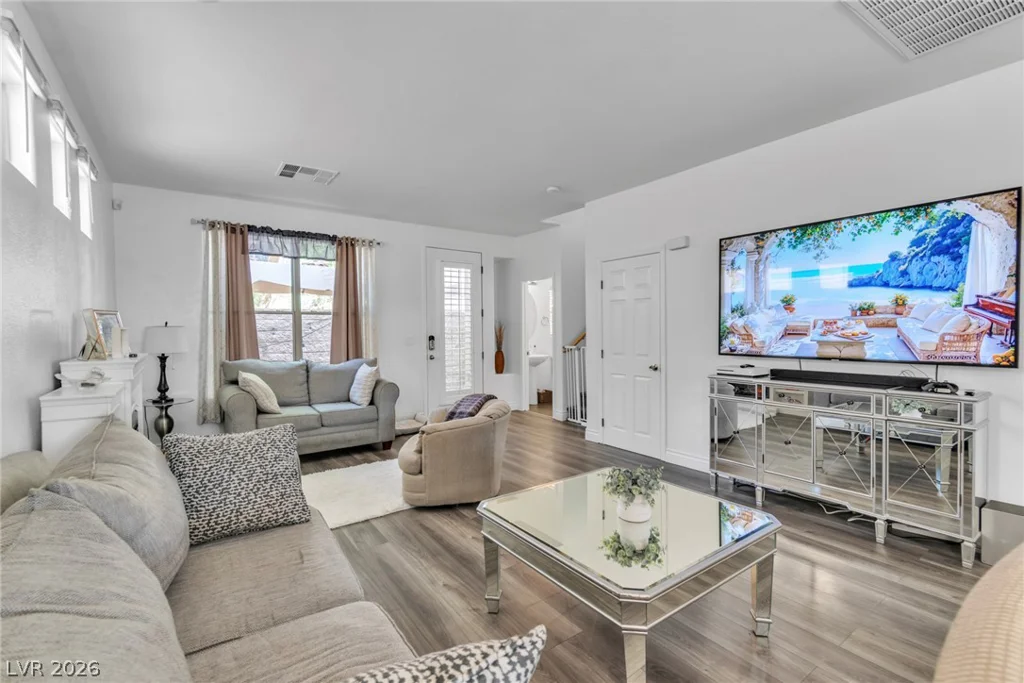 10210 Viterbo, Las Vegas, NV 89183