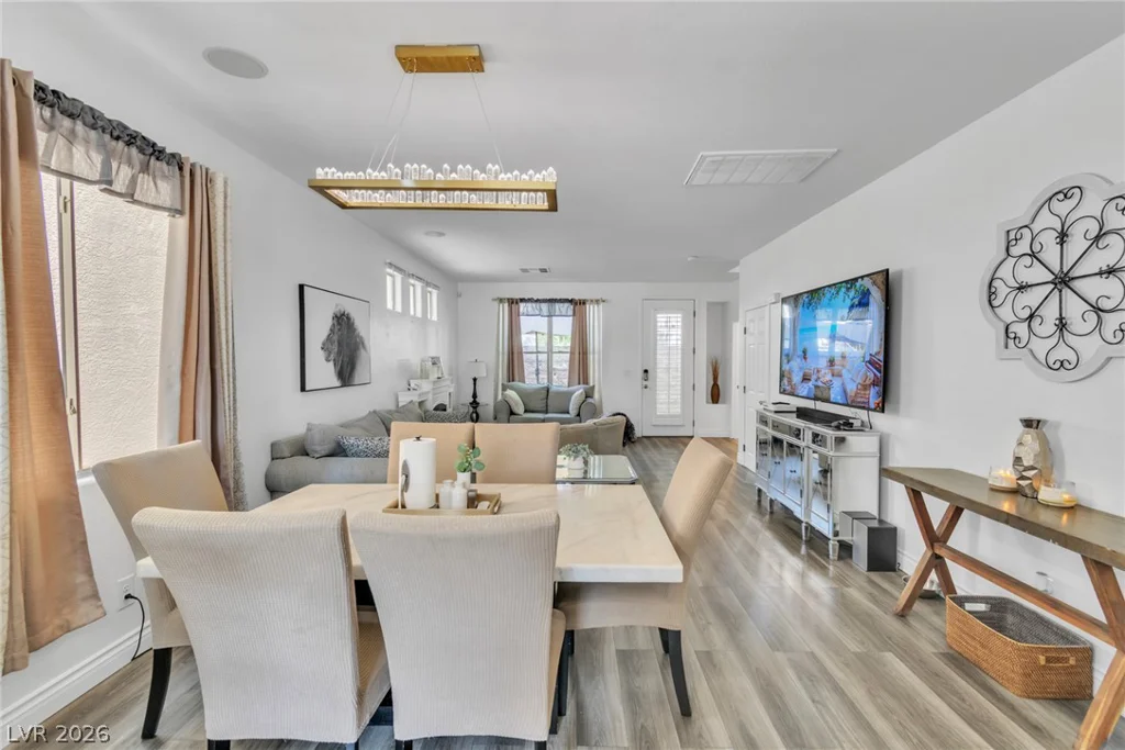 10210 Viterbo, Las Vegas, NV 89183