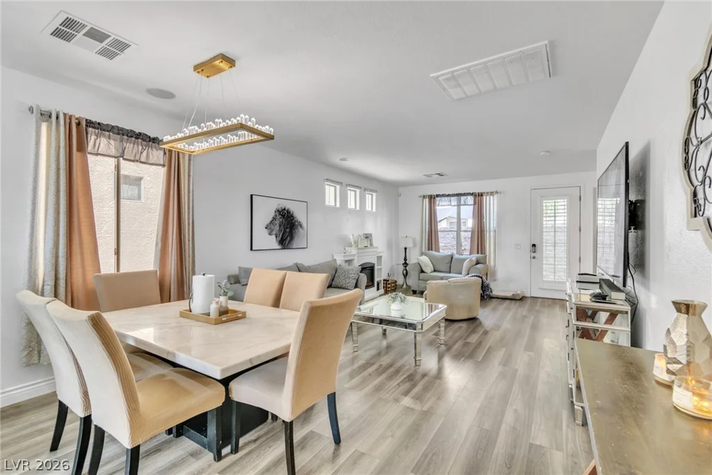 10210 Viterbo, Las Vegas, NV 89183