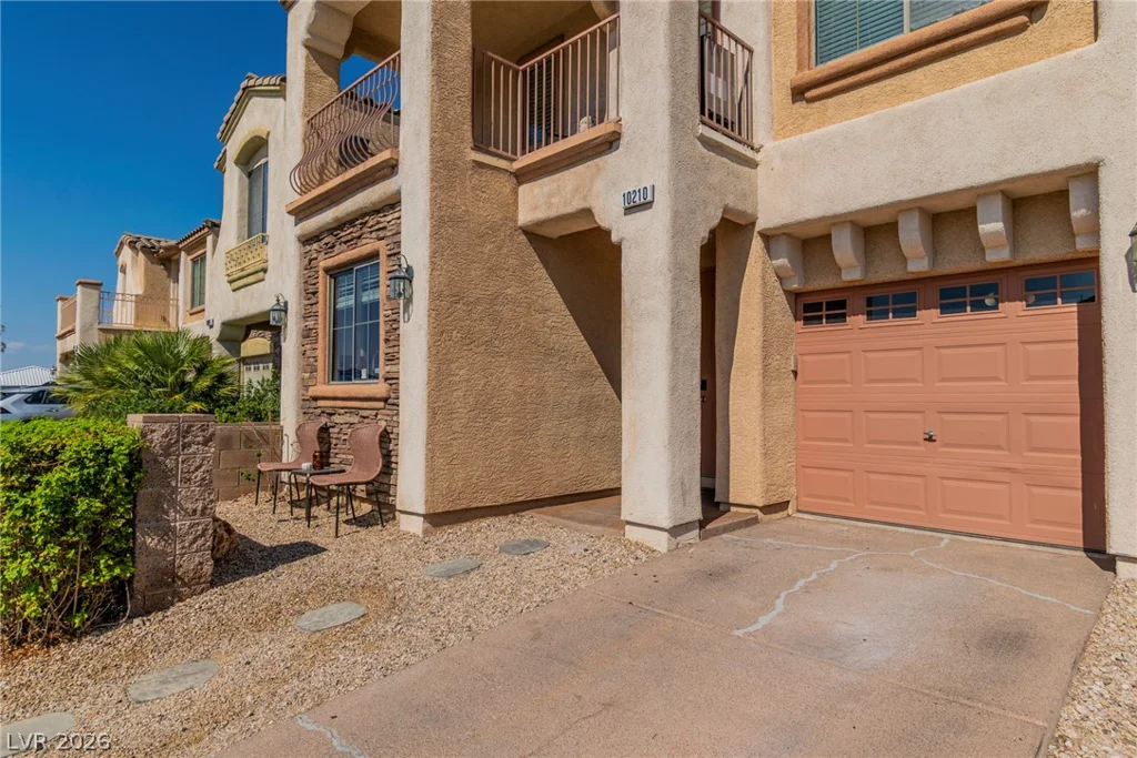10210 Viterbo, Las Vegas, NV 89183