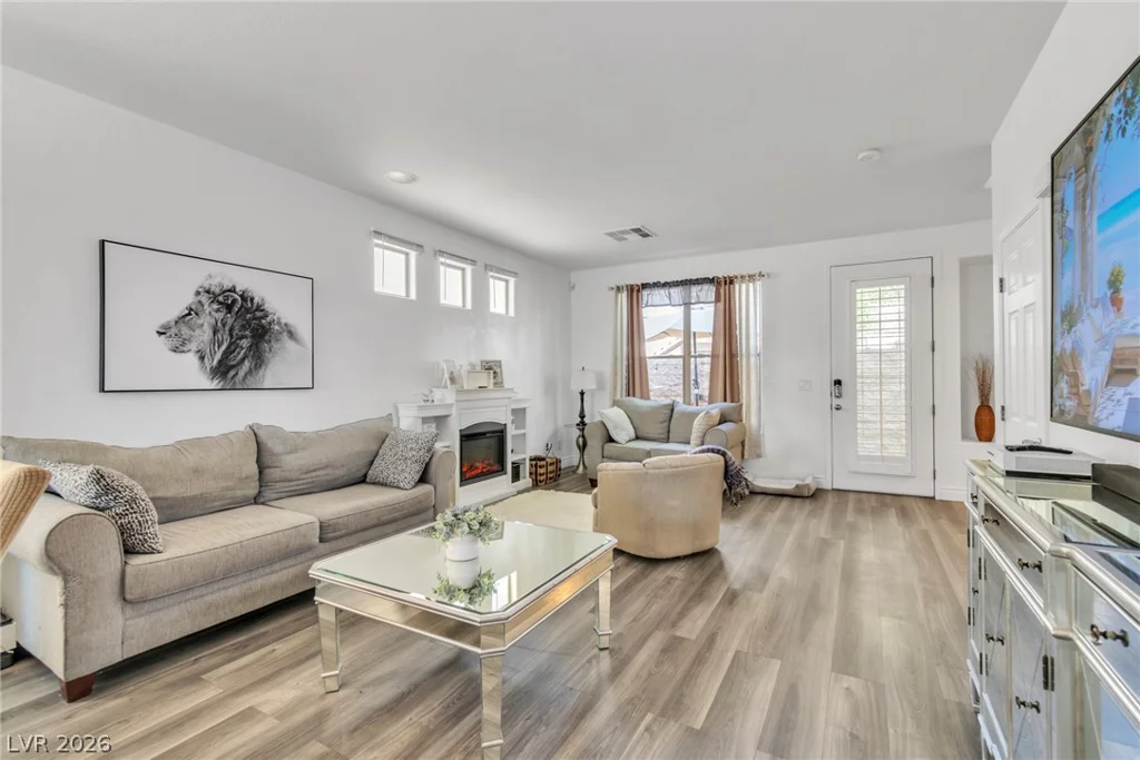 10210 Viterbo, Las Vegas, NV 89183