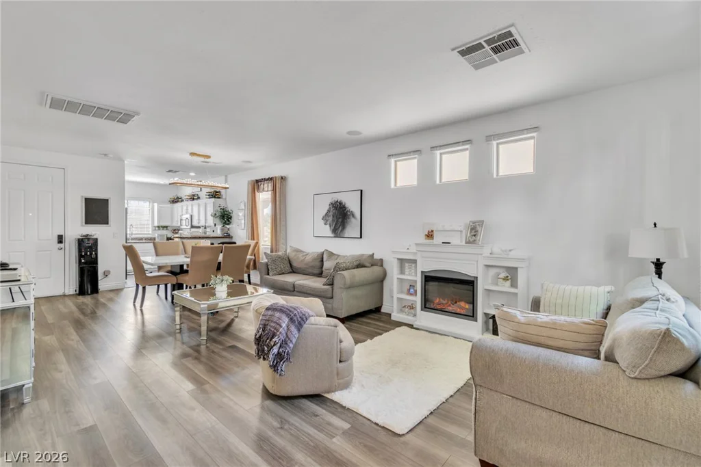 10210 Viterbo, Las Vegas, NV 89183