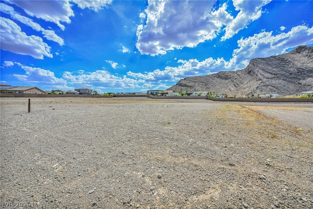 4141 Grand Canyon, Las Vegas, NV 89129