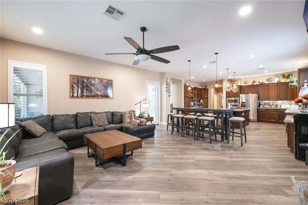 10610 Fairfield, Las Vegas, NV 89183