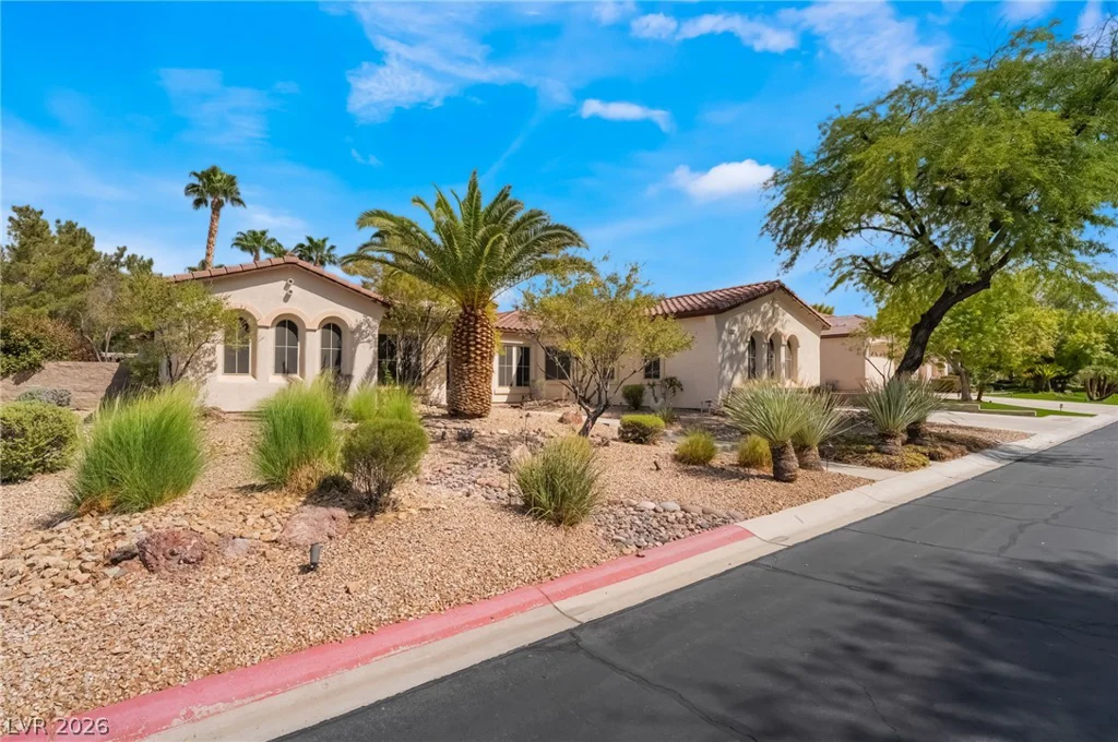 10610 Fairfield, Las Vegas, NV 89183