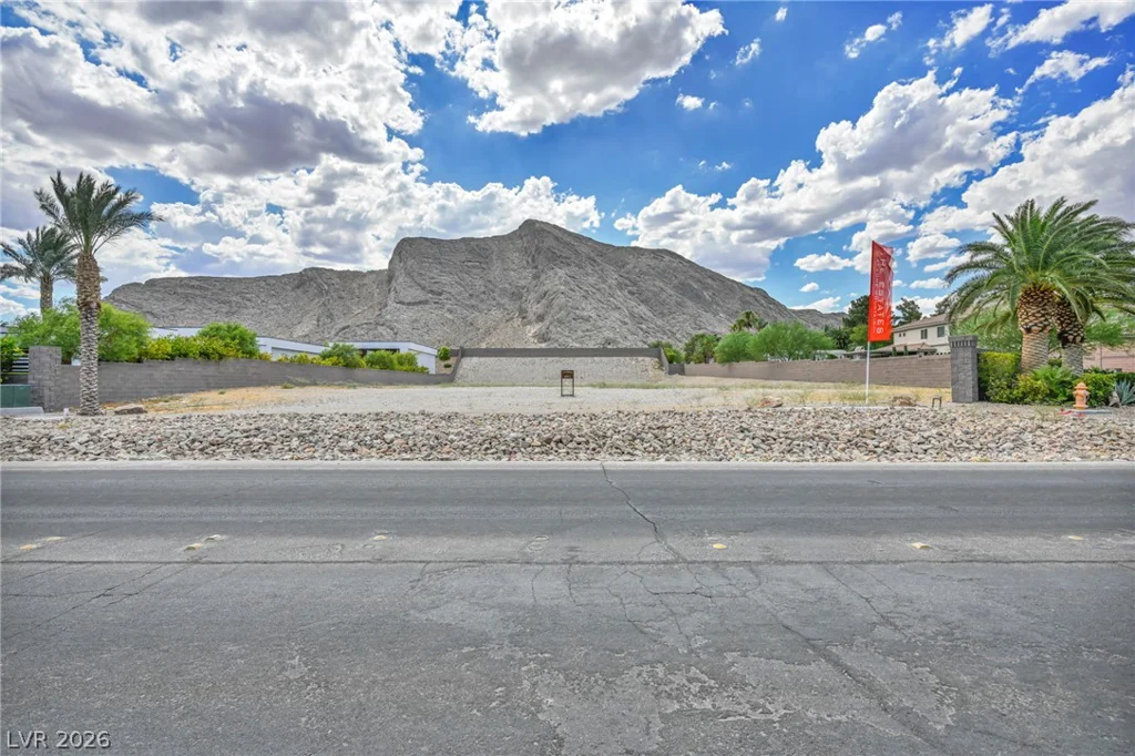 4281 Grand Canyon, Las Vegas, NV 89129