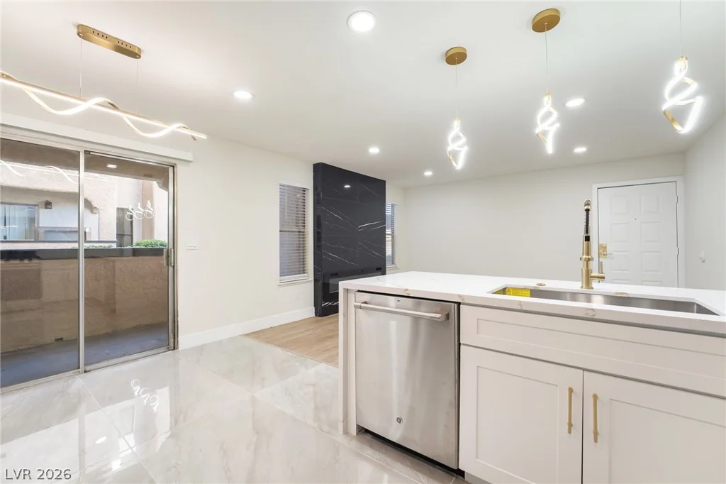 5064 Spencer, Las Vegas, NV 89119