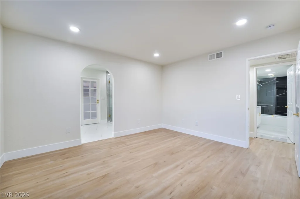 5064 Spencer, Las Vegas, NV 89119